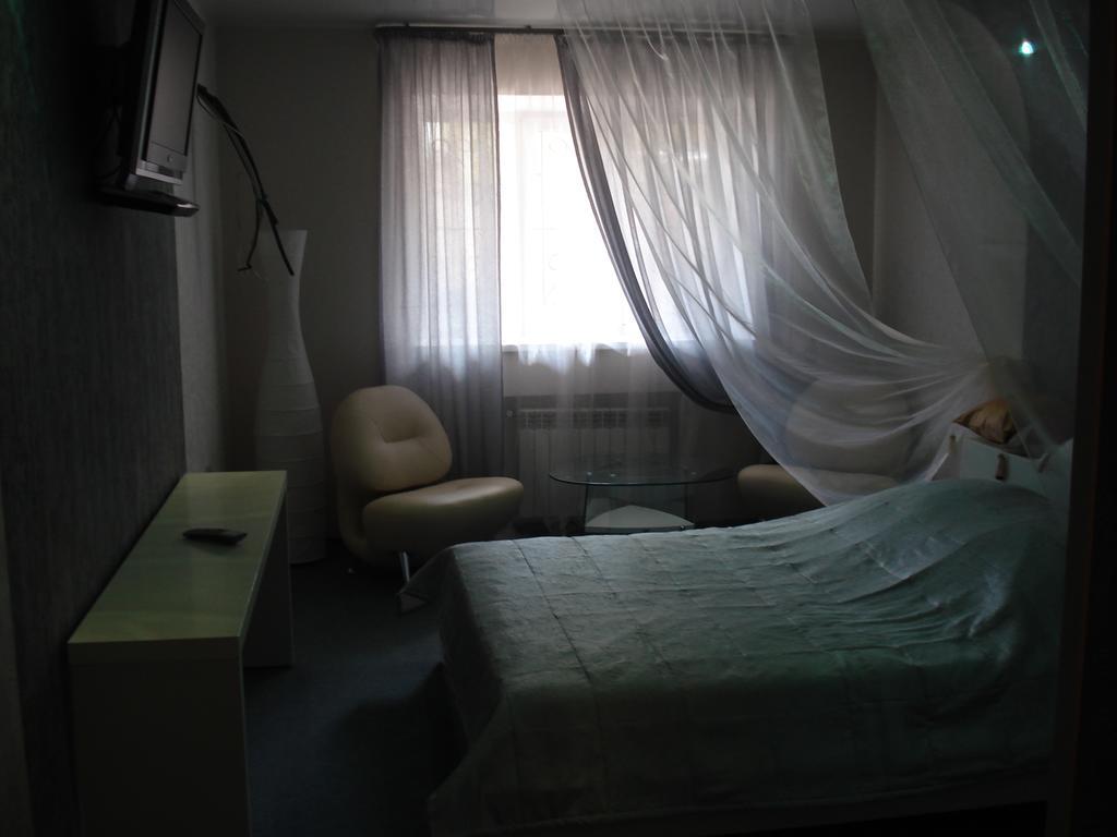 1000 I Odna Noch Inn Ryazan Room photo